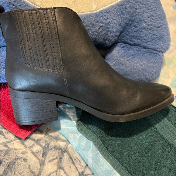 Dunes brand leather booties - Picture 2 of 4